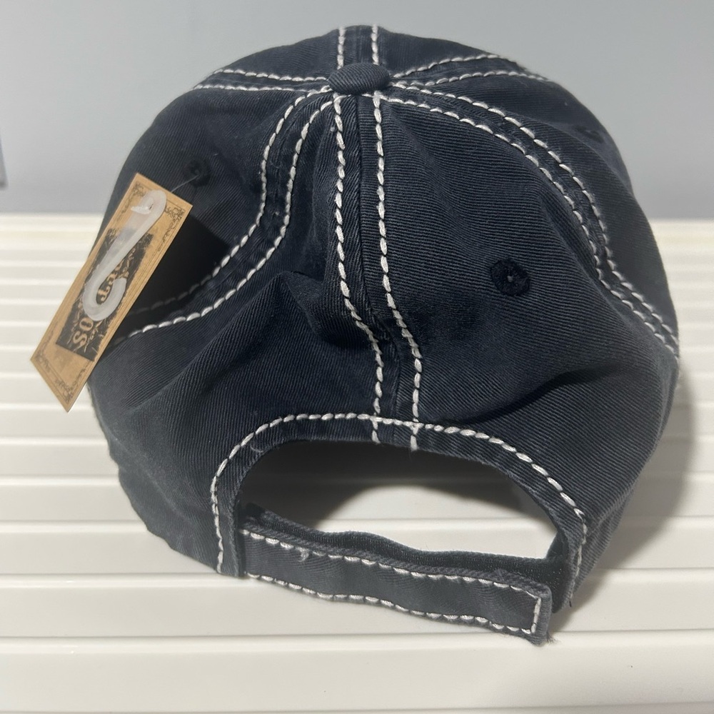 Prosecc Ho Ho Ho Cap - Distressed - Great for those who love Prosecco - Picture 2 of 2